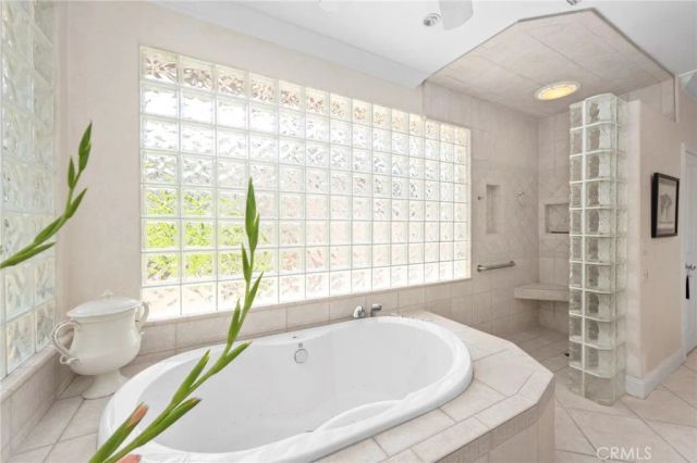 8361 Calle Del Cielo, La Jolla, CA 92037