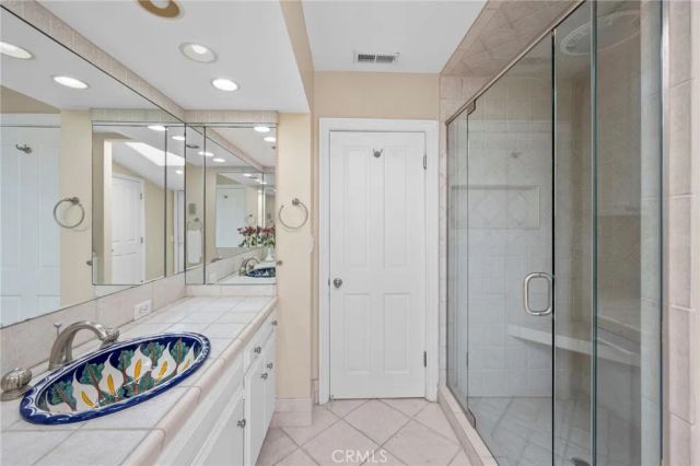 8361 Calle Del Cielo, La Jolla, CA 92037