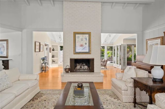 8361 Calle Del Cielo, La Jolla, CA 92037