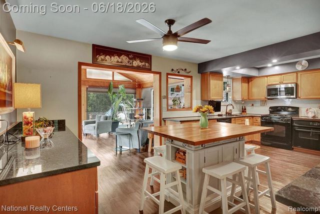 53147 Villa Circle, Utica, MI 48316