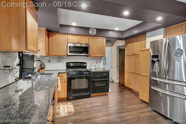 53147 Villa Circle, Utica, MI 48316