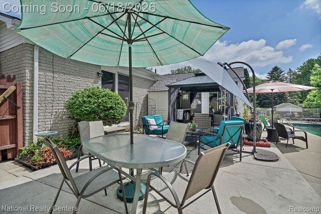 53147 Villa Circle, Utica, MI 48316