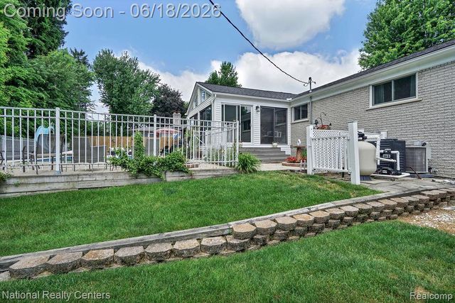 53147 Villa Circle, Utica, MI 48316