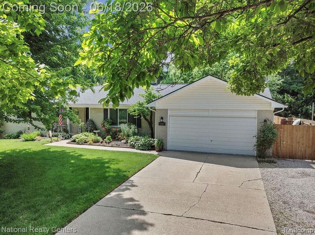 53147 Villa Circle, Utica, MI 48316
