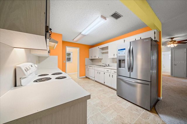 8702 SW 94TH STREET A, Ocala, FL 34481