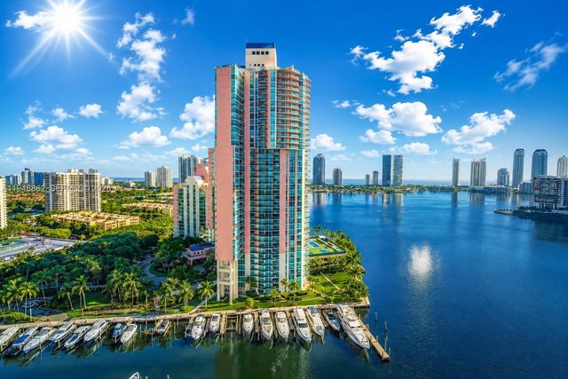 3330 NE 190th Street 1912, Aventura, FL 33180