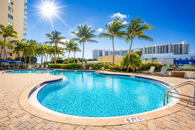 3330 NE 190th Street 1912, Aventura, FL 33180