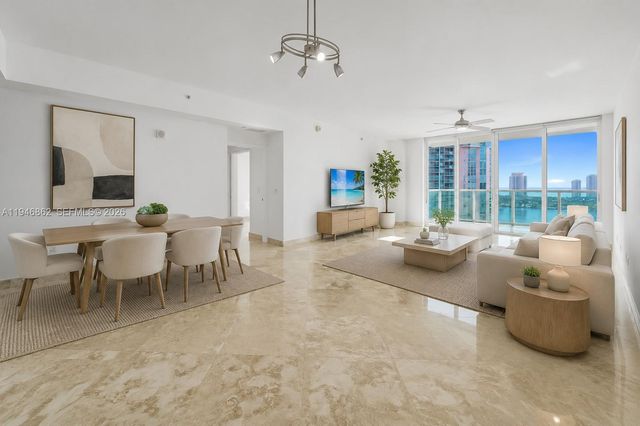 3330 NE 190th Street 1912, Aventura, FL 33180
