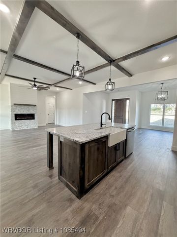 736 Powderhorn Circle, Van Buren, AR 72956