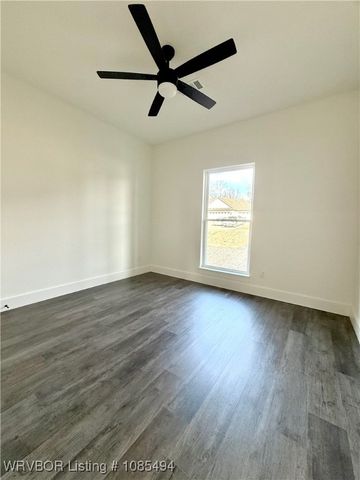 736 Powderhorn Circle, Van Buren, AR 72956