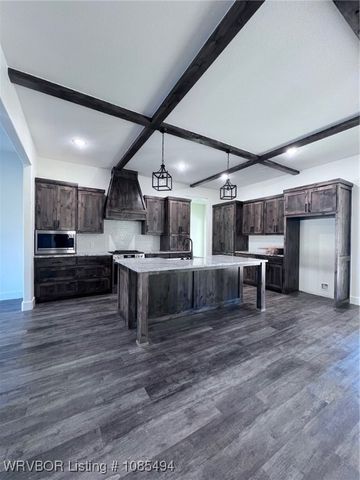 736 Powderhorn Circle, Van Buren, AR 72956