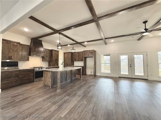 736 Powderhorn Circle, Van Buren, AR 72956