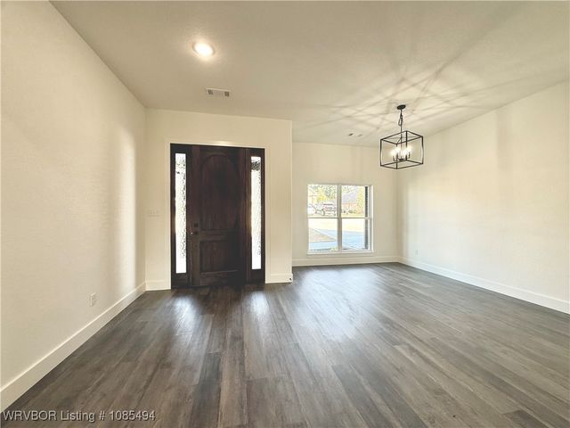 736 Powderhorn Circle, Van Buren, AR 72956