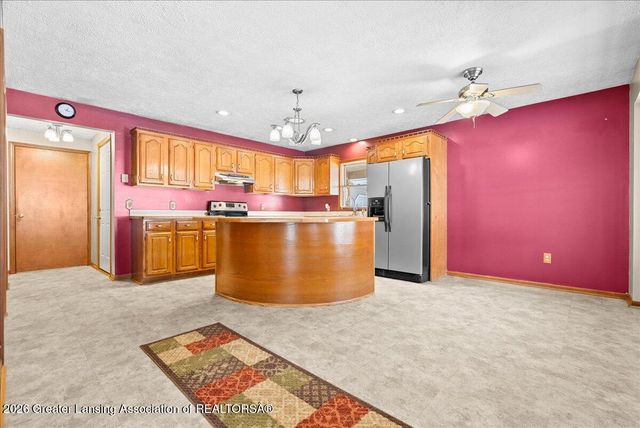 657 Joan Drive, Mason, MI 48854