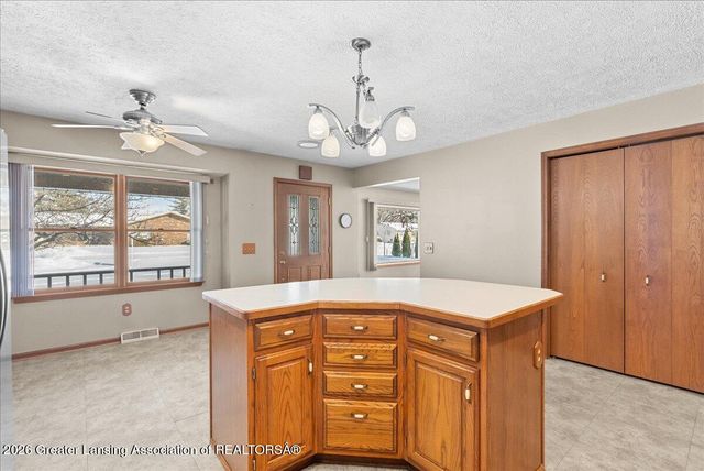 657 Joan Drive, Mason, MI 48854