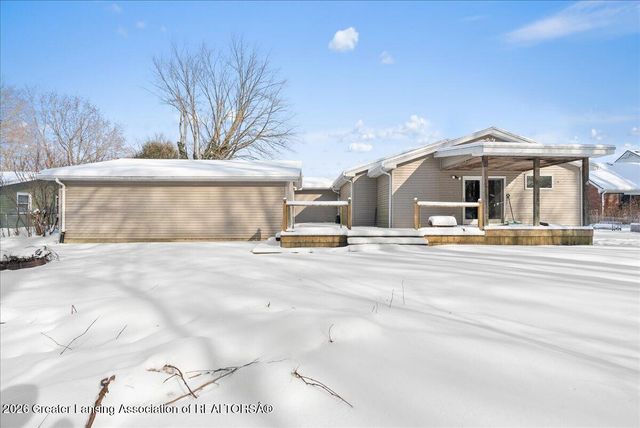 657 Joan Drive, Mason, MI 48854