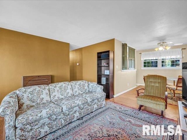 4011 N STERLING Avenue, Peoria, IL 61615