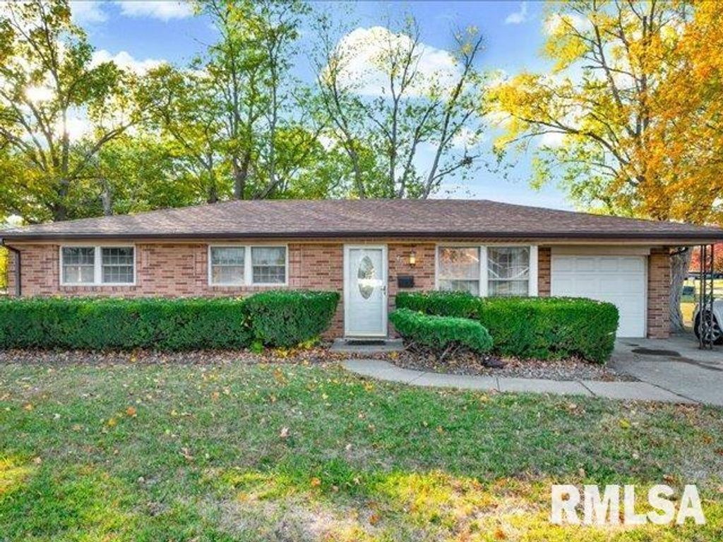 4011 N STERLING Avenue, Peoria, IL 61615