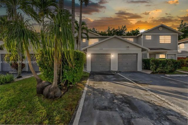 10512 NW 3rd St, Pembroke Pines, FL 33026
