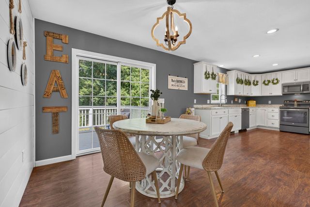 62 Cobblestone Drive, Epsom, NH 03234