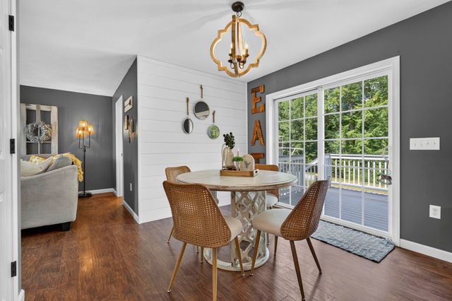62 Cobblestone Drive, Epsom, NH 03234
