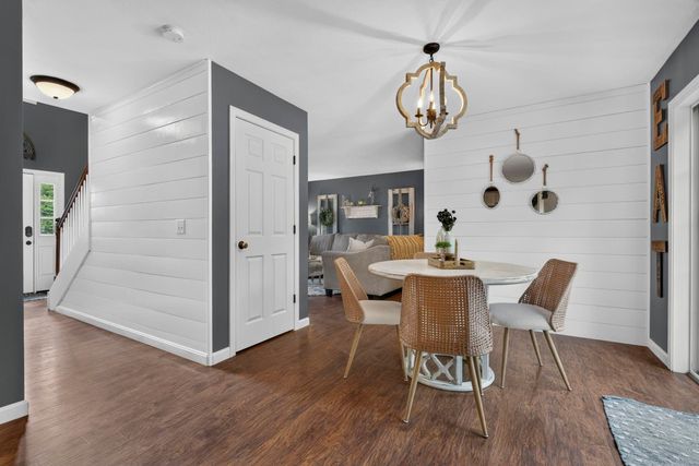 62 Cobblestone Drive, Epsom, NH 03234
