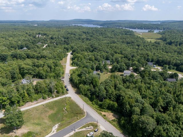 62 Cobblestone Drive, Epsom, NH 03234