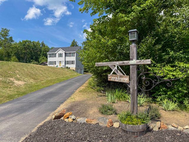 62 Cobblestone Drive, Epsom, NH 03234