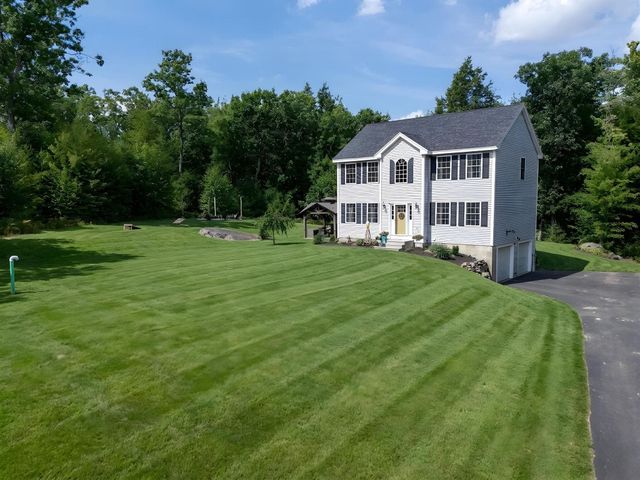 62 Cobblestone Drive, Epsom, NH 03234