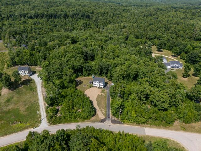 62 Cobblestone Drive, Epsom, NH 03234