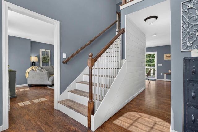 62 Cobblestone Drive, Epsom, NH 03234