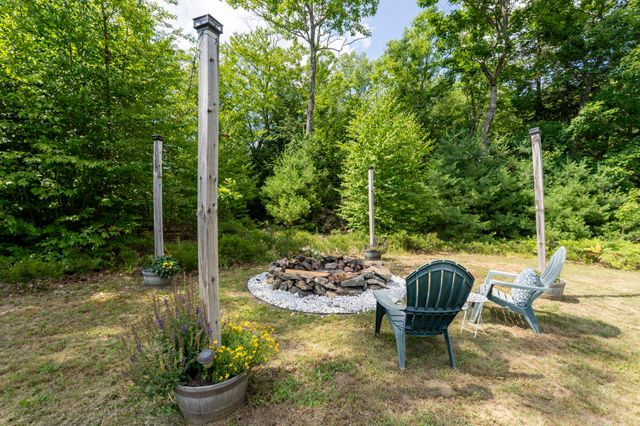 62 Cobblestone Drive, Epsom, NH 03234