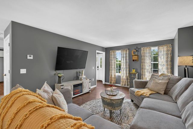 62 Cobblestone Drive, Epsom, NH 03234