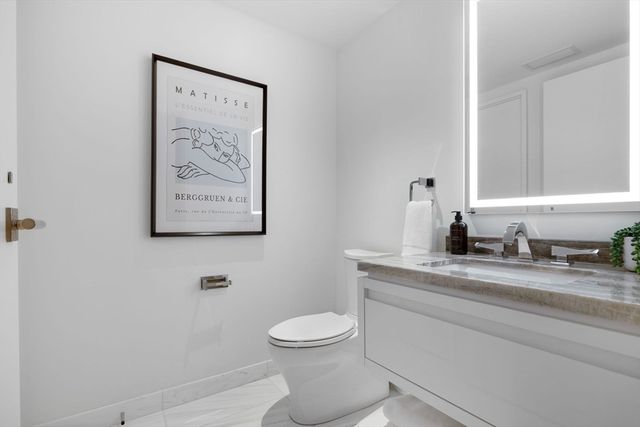 150 Seaport Blvd 10C, Boston, MA 02210
