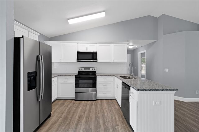 235 12th Street SW, Vero Beach, FL 32962