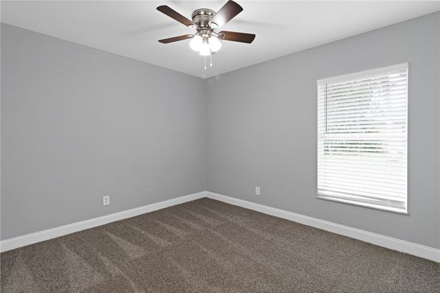 235 12th Street SW, Vero Beach, FL 32962