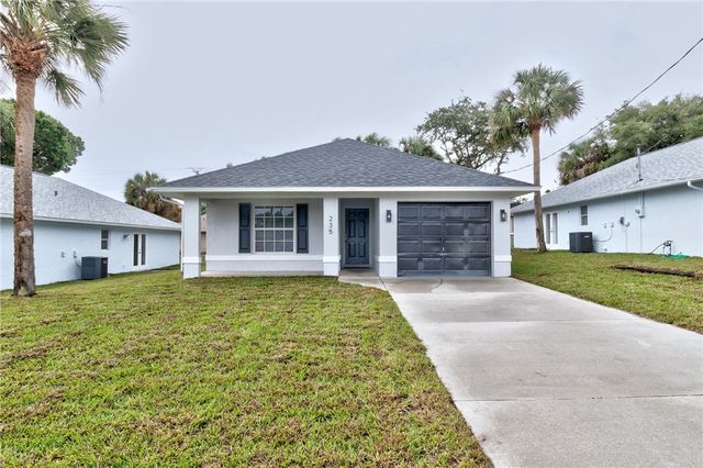 235 12th Street SW, Vero Beach, FL 32962