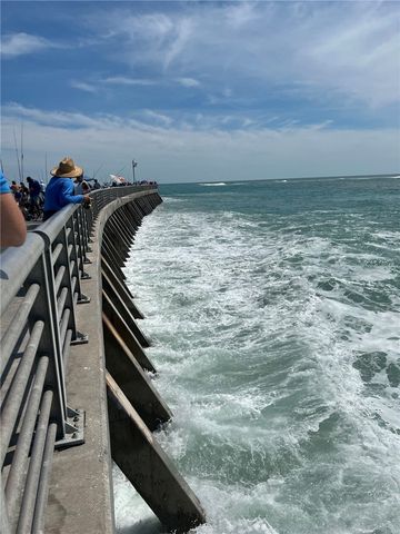 235 12th Street SW, Vero Beach, FL 32962