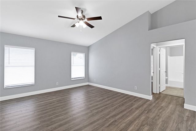 235 12th Street SW, Vero Beach, FL 32962