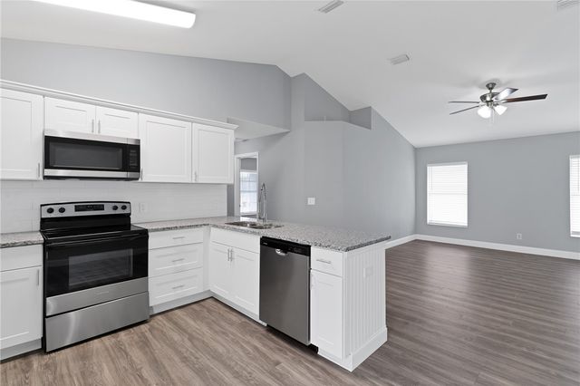 235 12th Street SW, Vero Beach, FL 32962