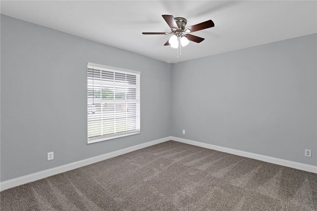 235 12th Street SW, Vero Beach, FL 32962