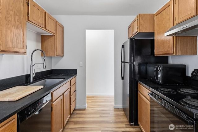 380 N Shore Court, Manson, WA 98831