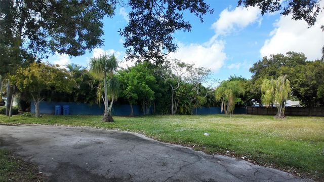 937 NE 34th Ct, Oakland Park, FL 33334