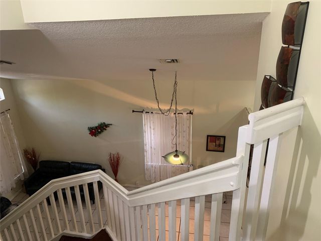 320 NW 115th Way, Coral Springs, FL 33071