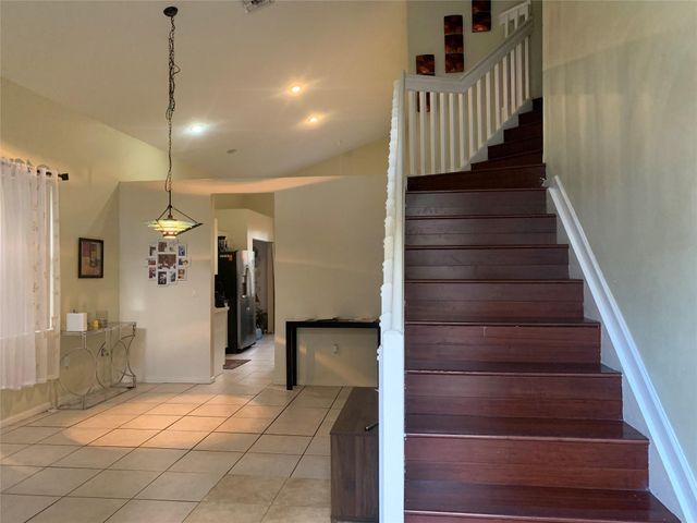 320 NW 115th Way, Coral Springs, FL 33071