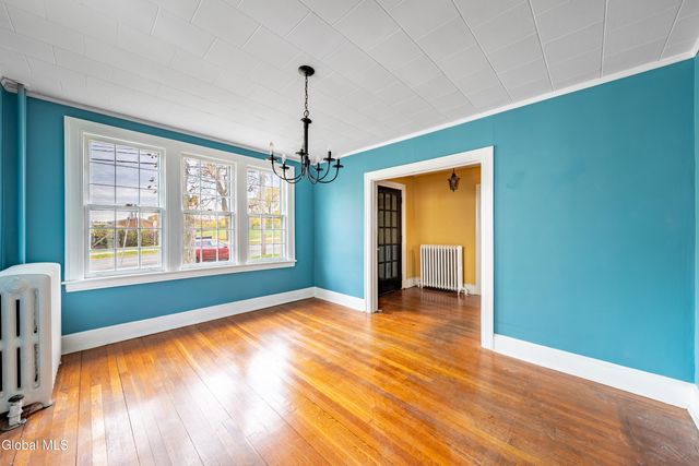 47 N Main Avenue, Albany, NY 12203