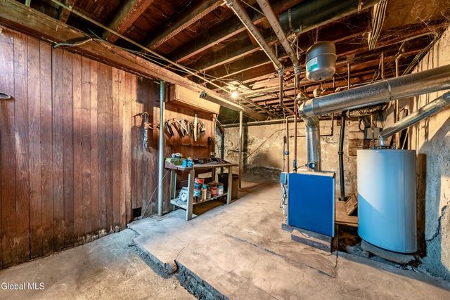 47 N Main Avenue, Albany, NY 12203