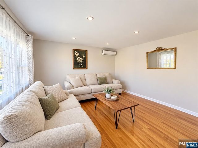57 Haverhill Avenue, Woodland Park, NJ 07424