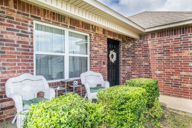981 Ethan James Street, Elkins, AR 72727