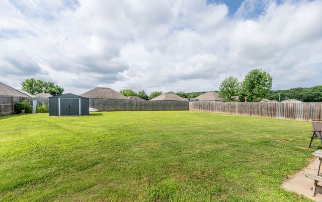 981 Ethan James Street, Elkins, AR 72727